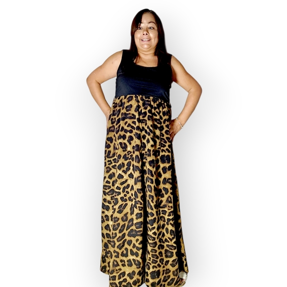 Elegant Animal Print Maxi Dress - Picture 4 of 10